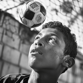 bdarthur6021_Atue_como_um_fotografo_esportivo_experimente_em_fu_391821ad-9fff-44da-9ca5-a521e5f76add